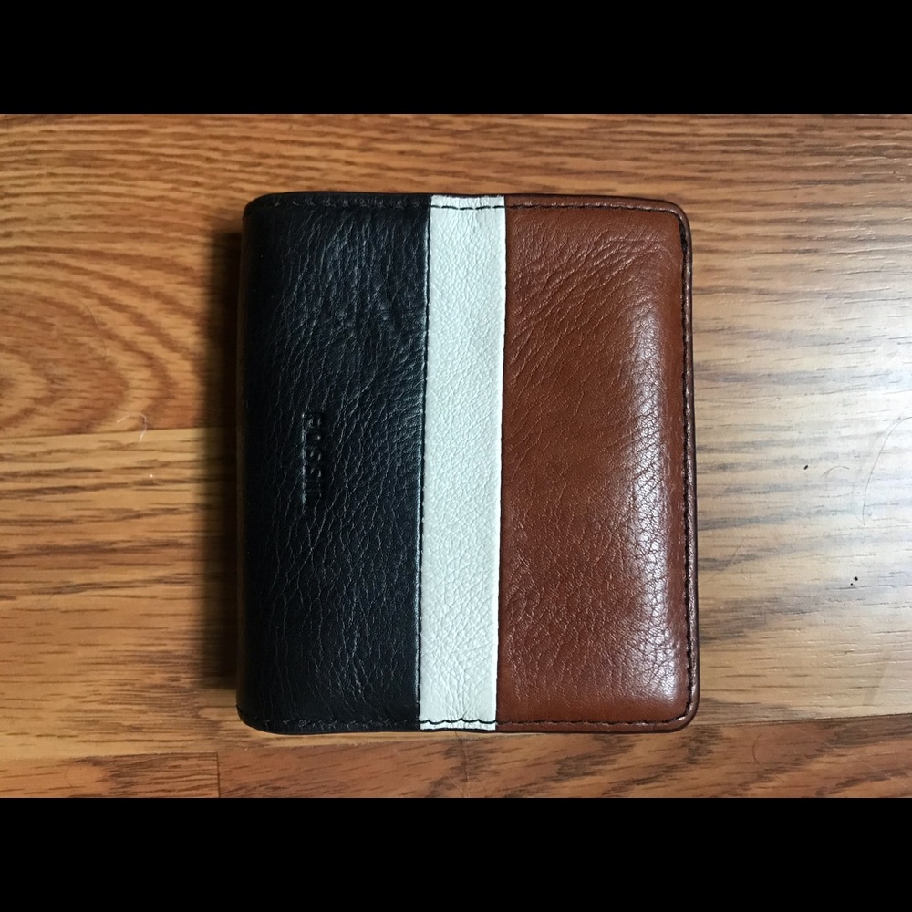 Fossil Bifold leather snap wallet